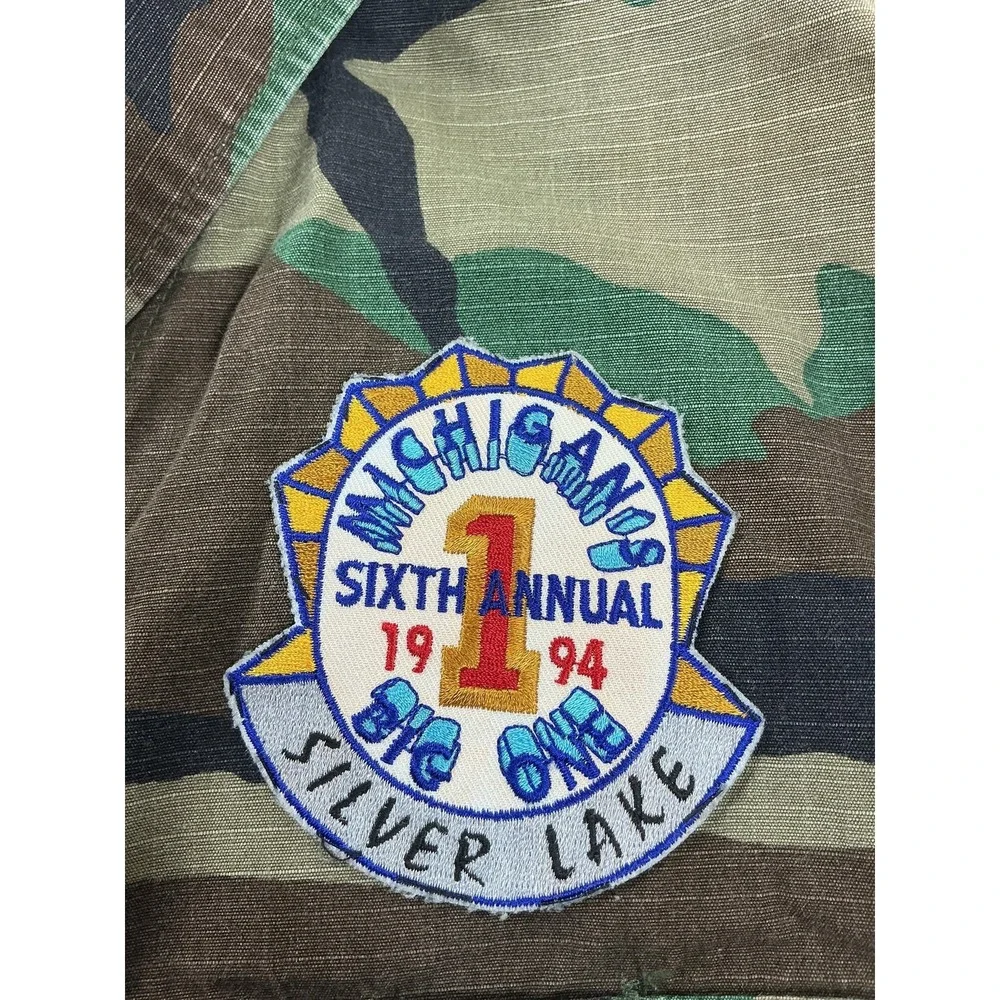 Vintage US Military Jacket Mens Medium Regular Woodland Camo BDU Patches‎ 90s